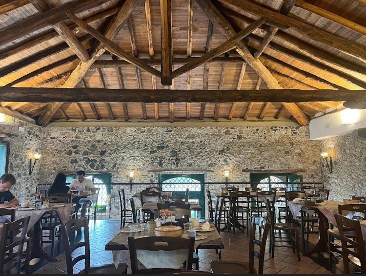 Antico Borgo Etneo Country Hotel Calatabiano Exterior photo
