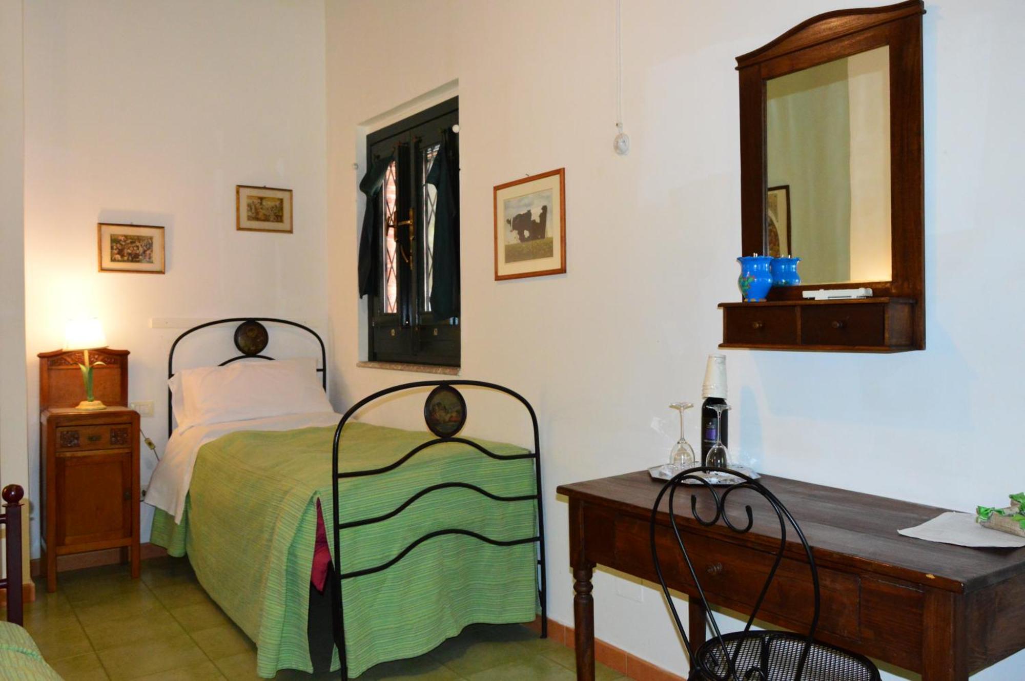 Antico Borgo Etneo Country Hotel Calatabiano Room photo