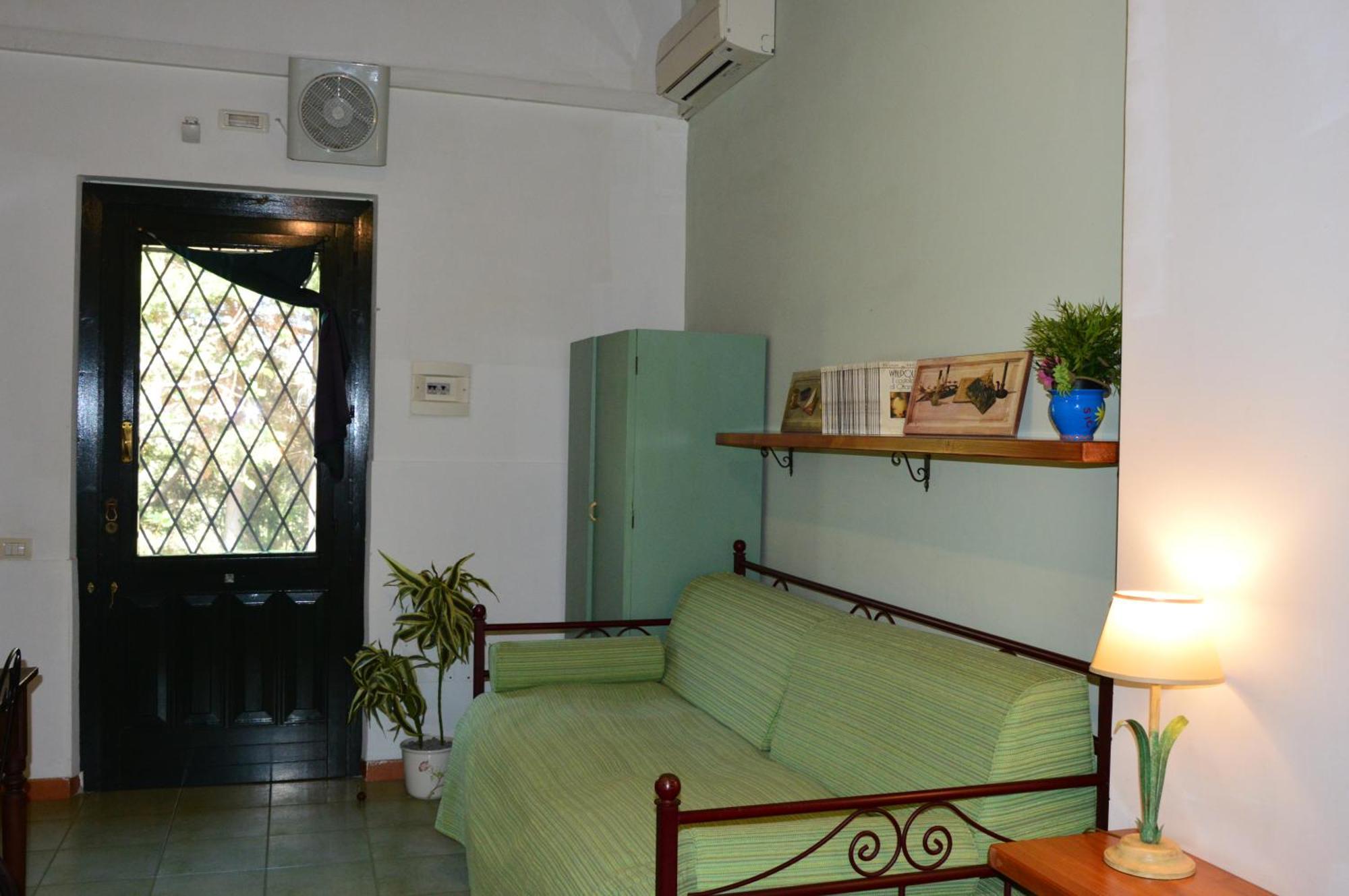 Antico Borgo Etneo Country Hotel Calatabiano Room photo