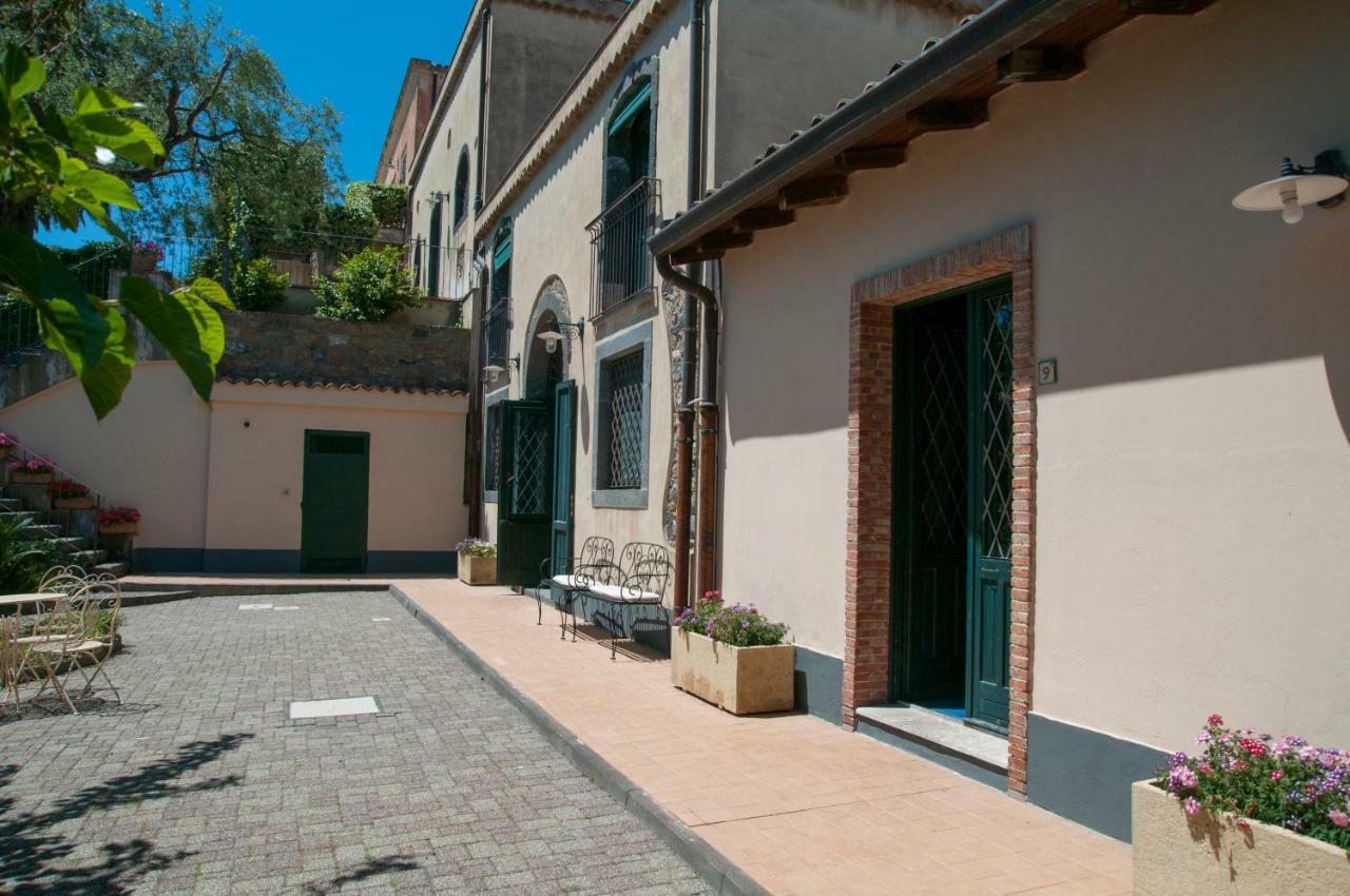 Antico Borgo Etneo Country Hotel Calatabiano Exterior photo