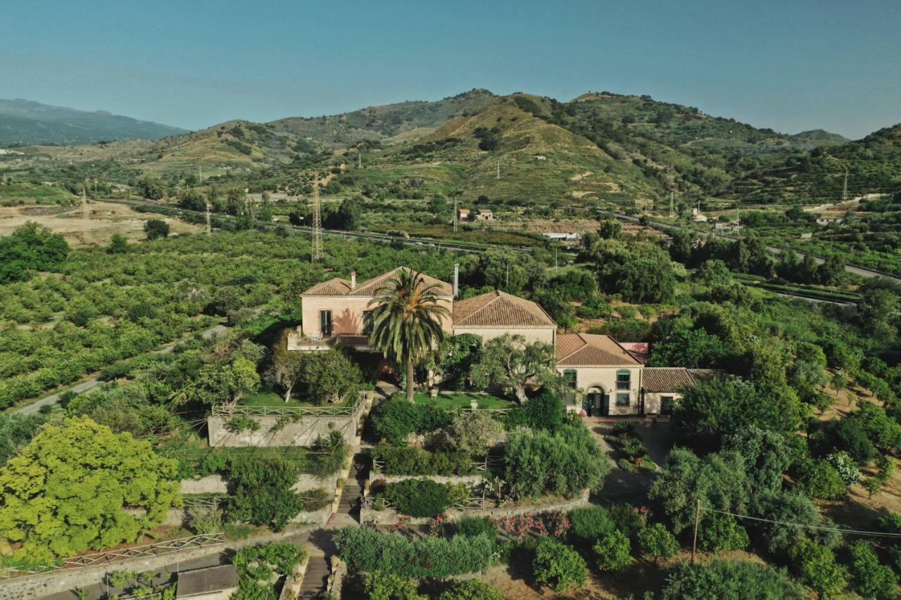 Antico Borgo Etneo Country Hotel Calatabiano Exterior photo