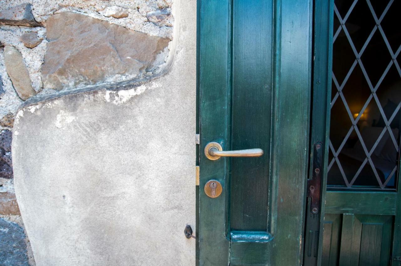 Antico Borgo Etneo Country Hotel Calatabiano Exterior photo