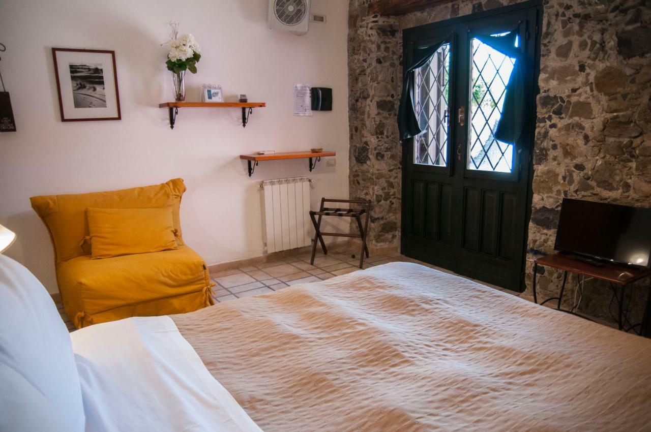 Antico Borgo Etneo Country Hotel Calatabiano Exterior photo